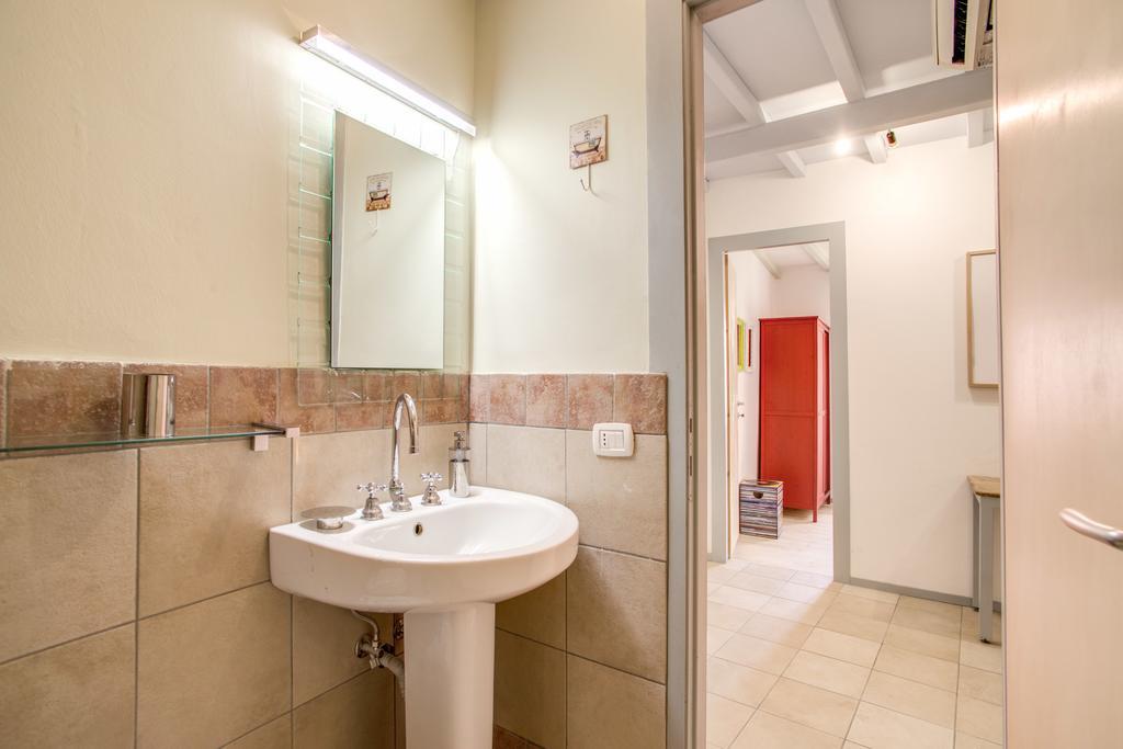 Three Bedroom Apartment Campo Dei Fiori Рим Екстер'єр фото